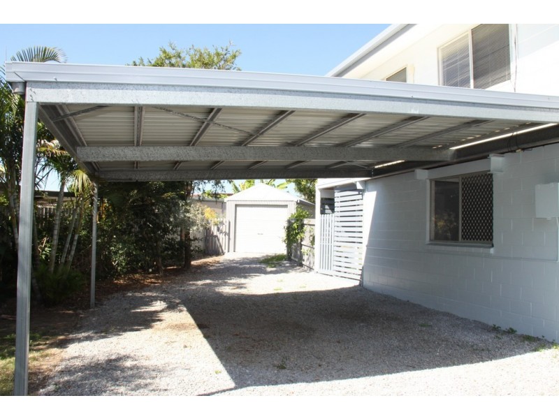 16 Booth Ave, Tannum Sands QLD 4680