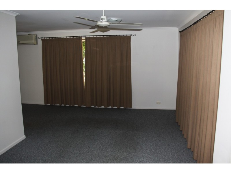 12 blackwell, Tannum Sands QLD 4680