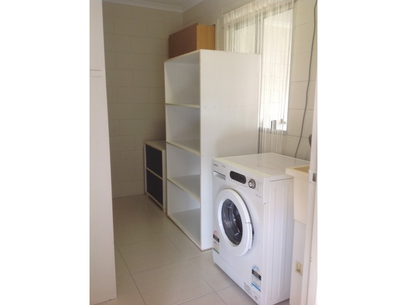 1/13 wyndham avenue, Boyne Island QLD 4680