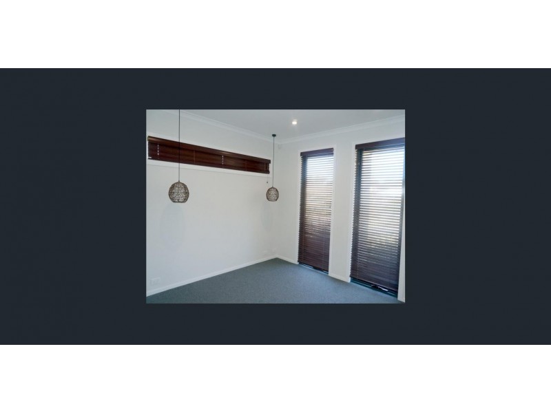 40 Tulipwood cct, Boyne Island QLD 4680