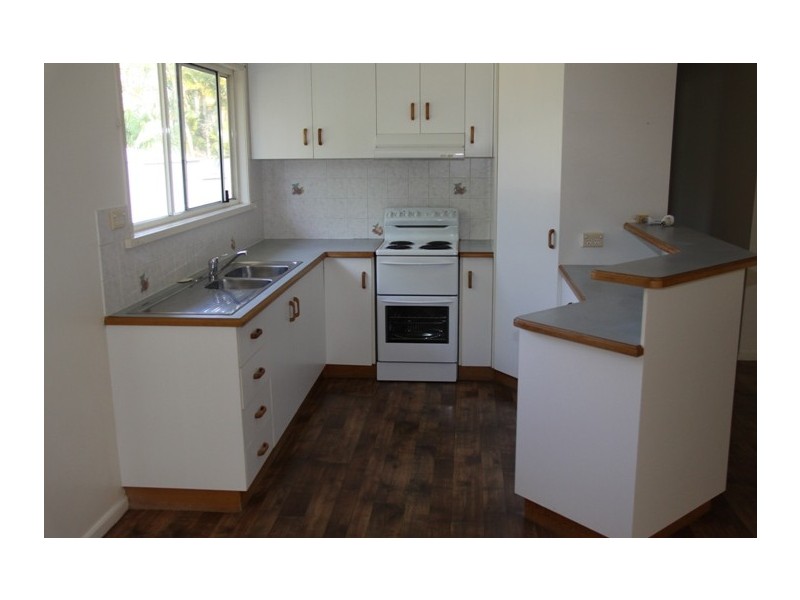 7 Wattora close, Boyne Island QLD 4680