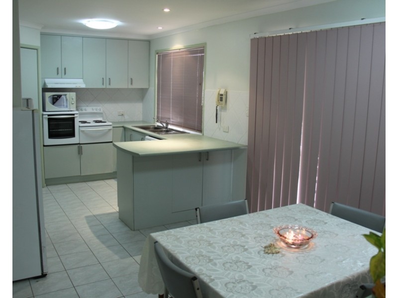 34 and 34A Tyson Crescent, Tannum Sands QLD 4680