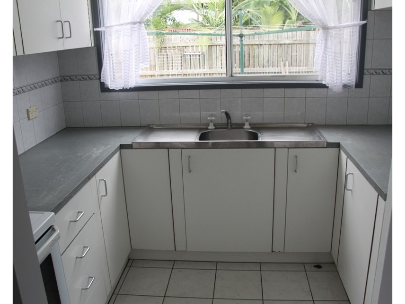 34 and 34A Tyson Crescent, Tannum Sands QLD 4680