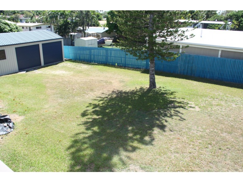 14 Yukana street, Boyne Island QLD 4680