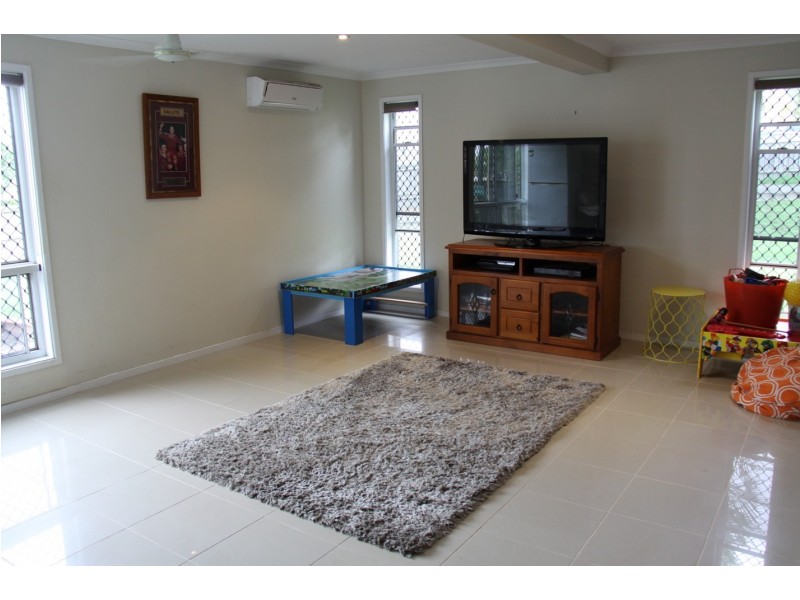 9 Eugenia Street, Boyne Island QLD 4680