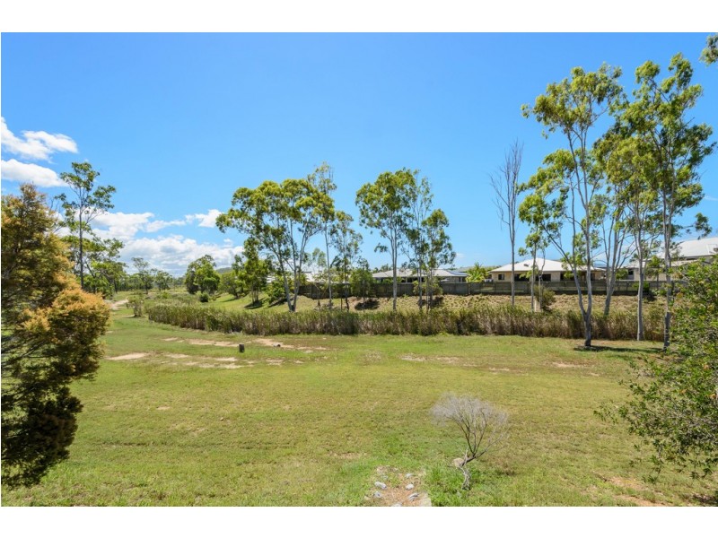 8 Driftwood street, Tannum Sands QLD 4680