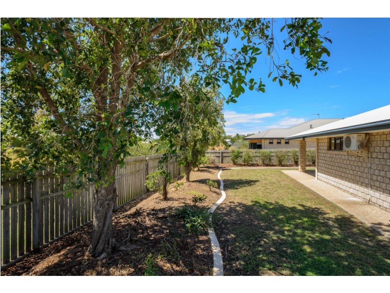 8 Driftwood street, Tannum Sands QLD 4680