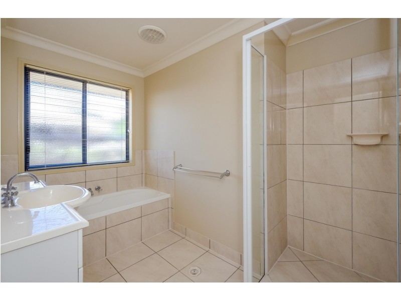 8 Driftwood street, Tannum Sands QLD 4680