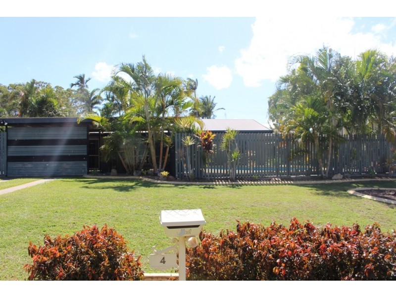 4 Madigan street, Tannum Sands QLD 4680