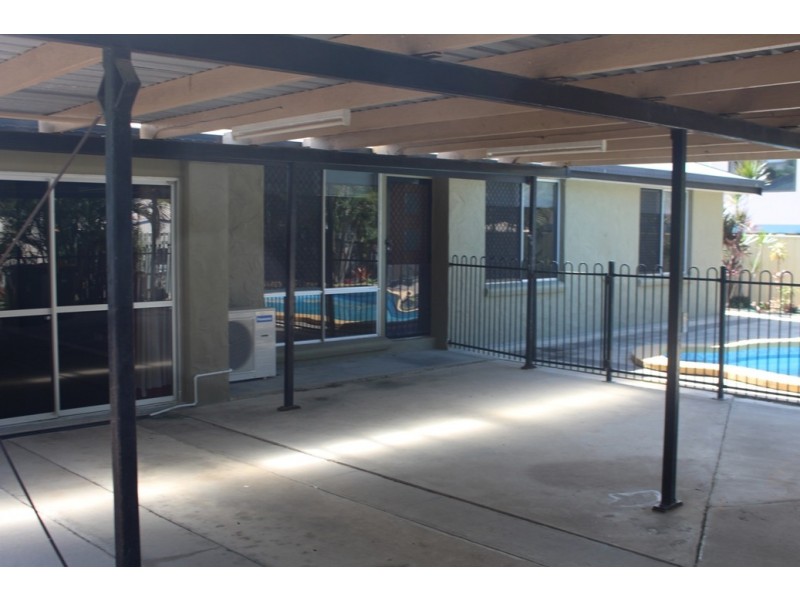 4 Madigan street, Tannum Sands QLD 4680