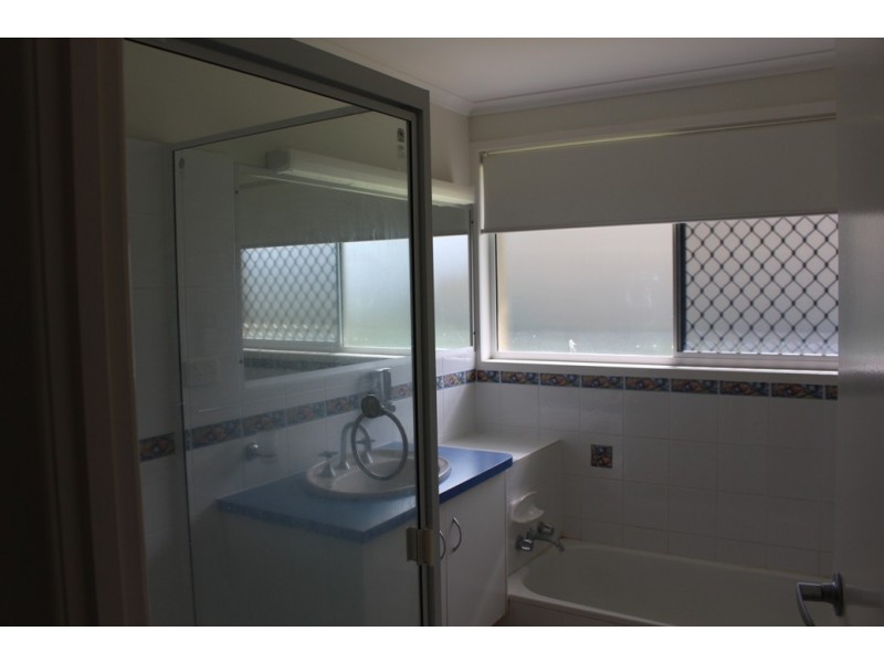 4 Madigan street, Tannum Sands QLD 4680