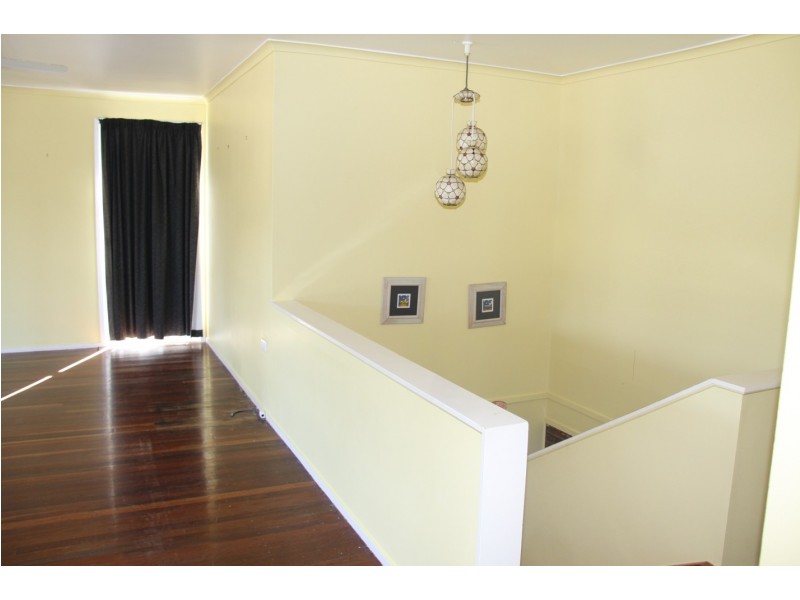 48 Alkina Crescent, Boyne Island QLD 4680