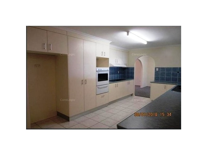 48 Cremorne Dr, Tannum Sands QLD 4680