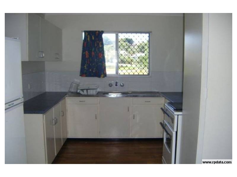 6 Boles Street, Gladstone QLD 4680