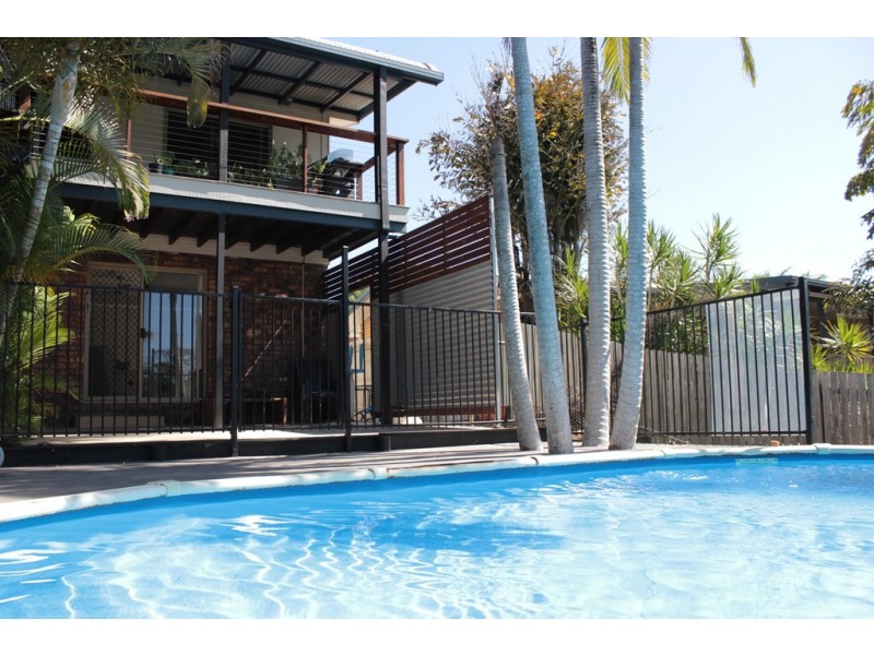 18 Lomandra Street, Boyne Island QLD 4680
