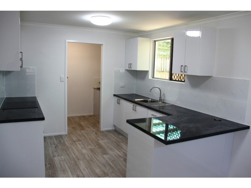 5 Irving Court, Boyne Island QLD 4680