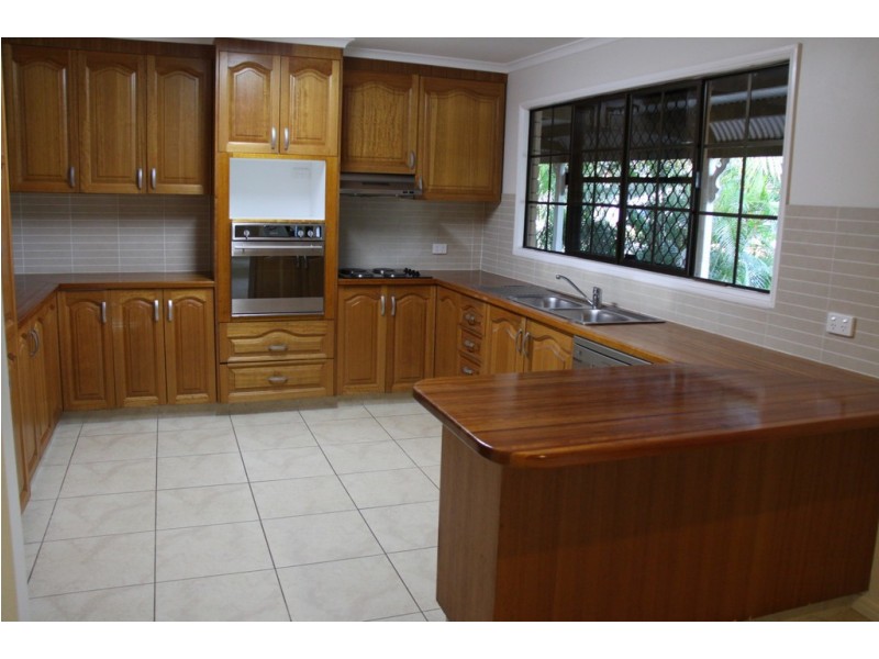 1 Creswell Court, Tannum Sands QLD 4680