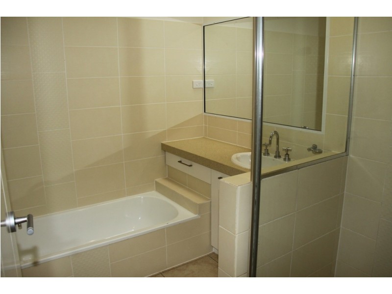 1 Creswell Court, Tannum Sands QLD 4680