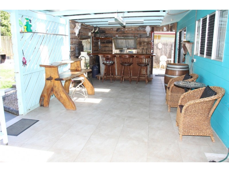 21 Alkina cr, Boyne Island QLD 4680