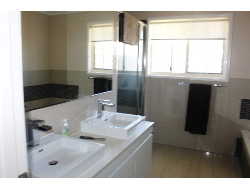 7 Delaney Ct, Tannum Sands QLD 4680