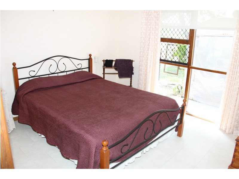 55 Cremorne Dr, Tannum Sands QLD 4680