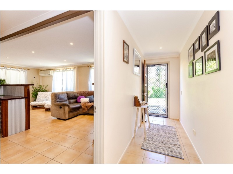 7 Tasman Court, Boyne Island QLD 4680