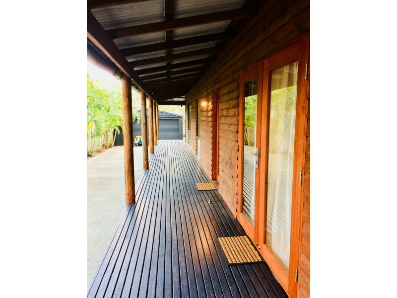21 Orana Ave, Boyne Island QLD 4680