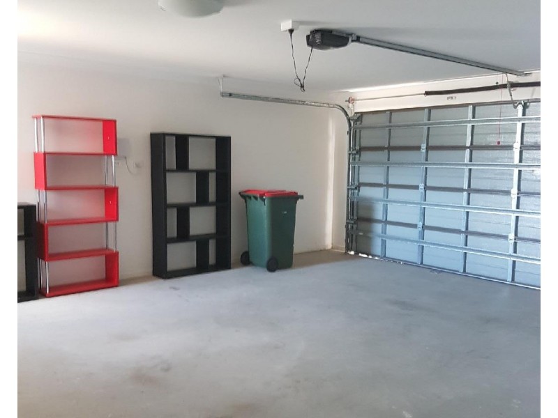 19 Jardine Street, Boyne Island QLD 4680