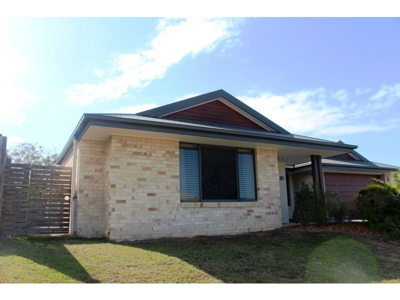 19 Lenthall Court, Boyne Island QLD 4680