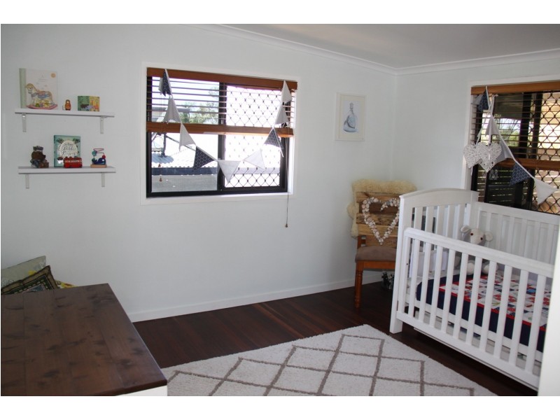 19 Orana Avenue, Boyne Island QLD 4680
