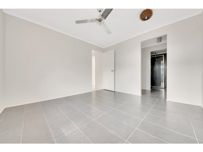 4 Alpine Ave, Boyne Island QLD 4680