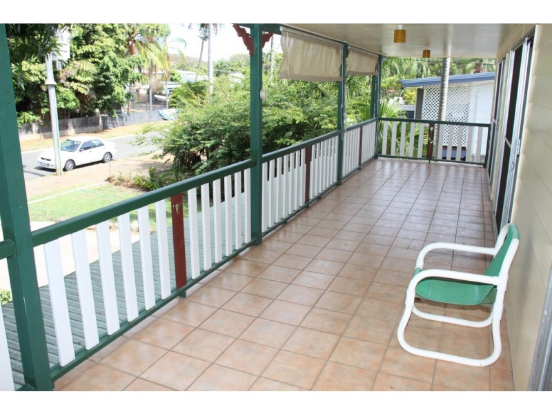 24 Alkina Ave, Boyne Island QLD 4680