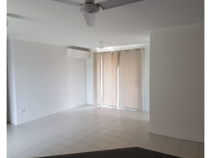 95 Booth Avenue, Tannum Sands QLD 4680