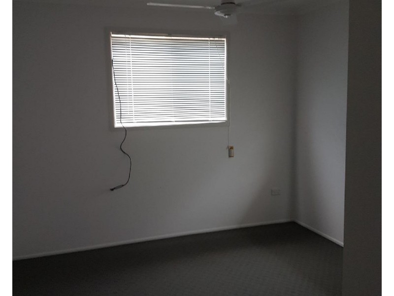 95 Booth Avenue, Tannum Sands QLD 4680