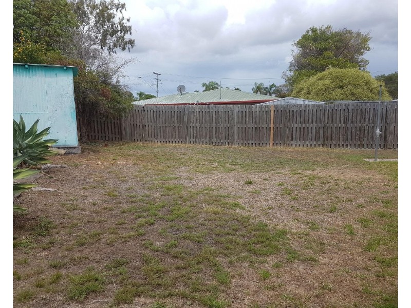 95 Booth Avenue, Tannum Sands QLD 4680