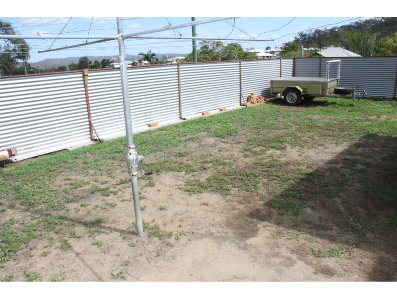 2 Alpine Avenue, Boyne Island QLD 4680