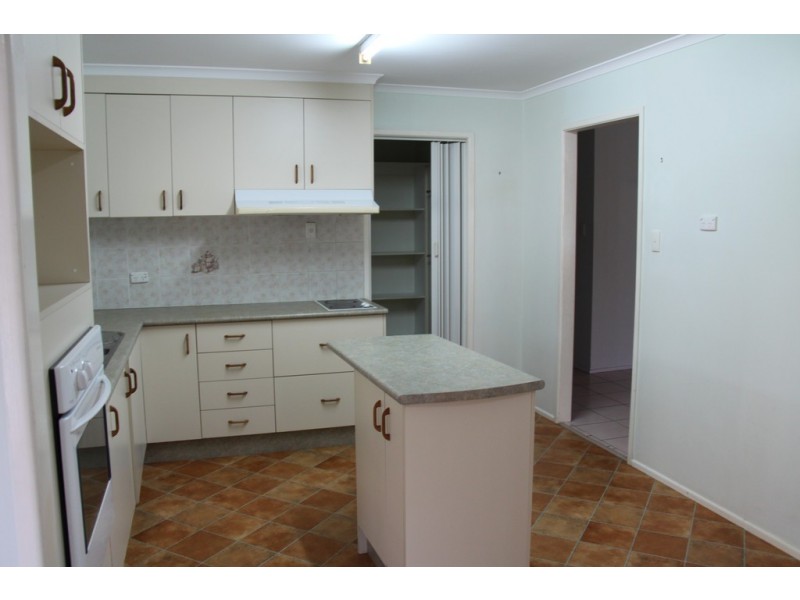 49 Katandra street, Boyne Island QLD 4680