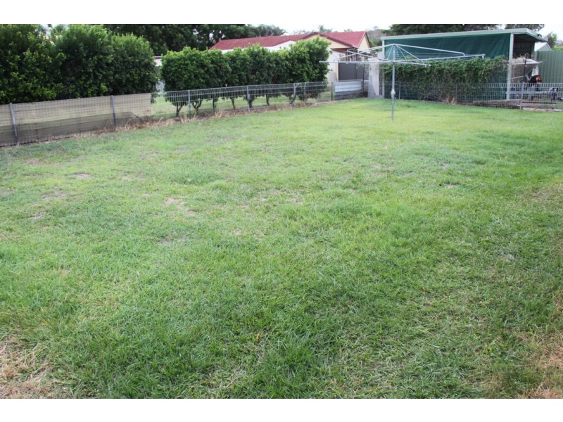 49 Katandra street, Boyne Island QLD 4680