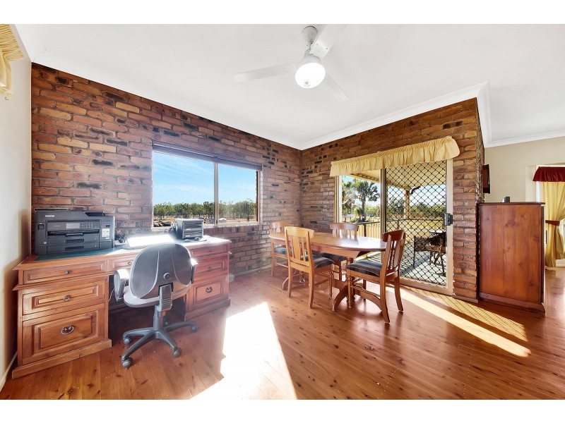 46663 Bruce Highway, Foreshores QLD 4678