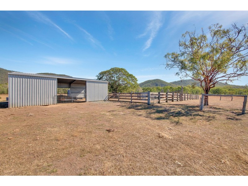 46663 Bruce Highway, Foreshores QLD 4678