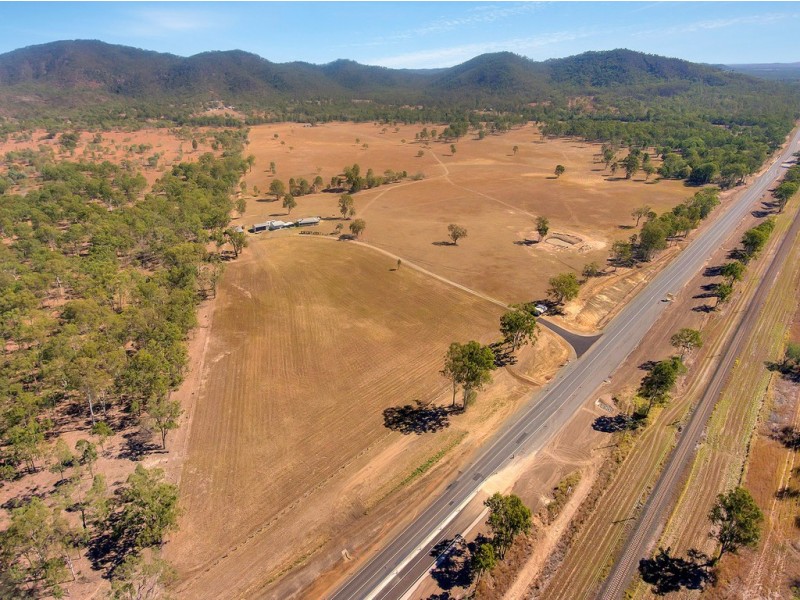 46663 Bruce Highway, Foreshores QLD 4678