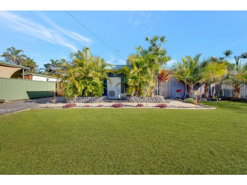 9 Alexander Street, Boyne Island QLD 4680