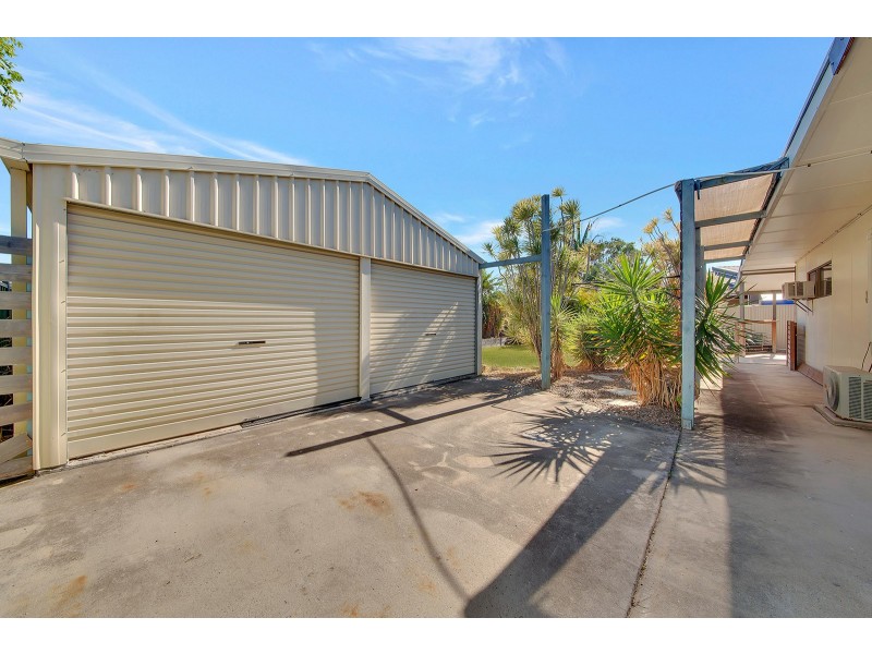 9 Alexander Street, Boyne Island QLD 4680