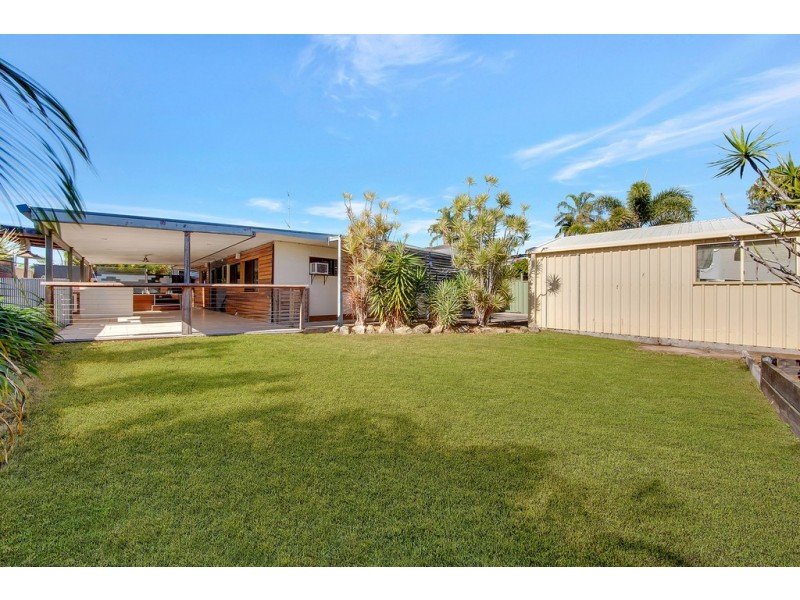 9 Alexander Street, Boyne Island QLD 4680