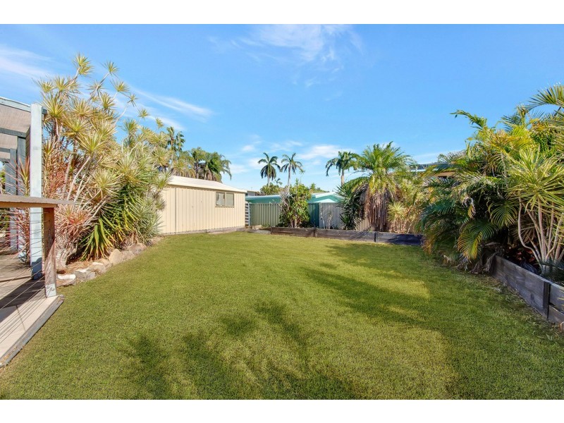 9 Alexander Street, Boyne Island QLD 4680