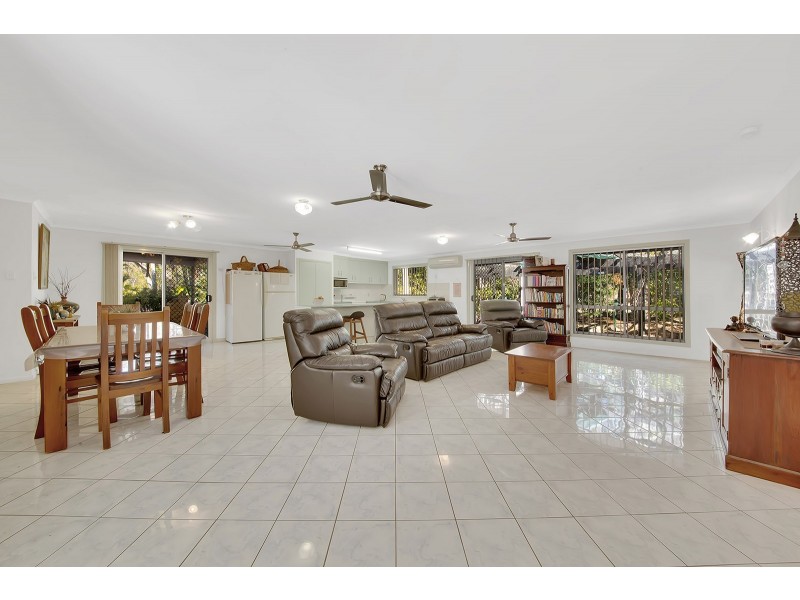 16 Selma Court, Tannum Sands QLD 4680