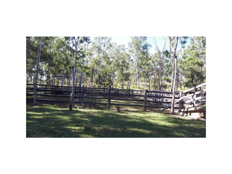 425 Randles Road, Bororen QLD 4678