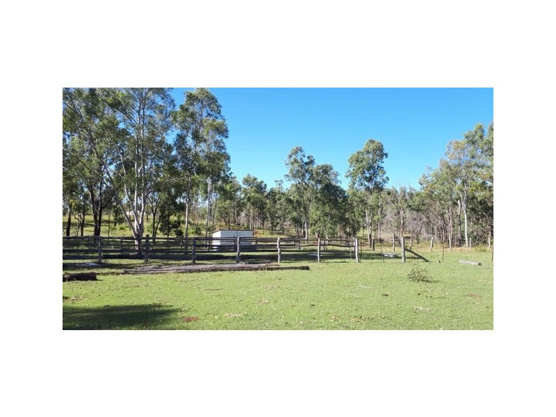 425 Randles Road, Bororen QLD 4678