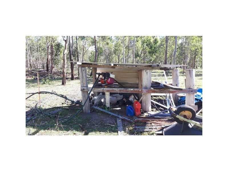 425 Randles Road, Bororen QLD 4678