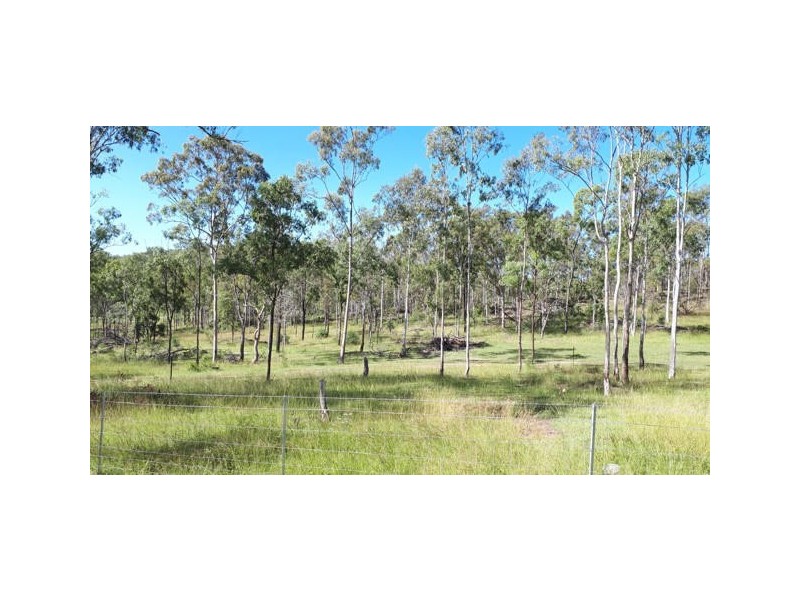 425 Randles Road, Bororen QLD 4678